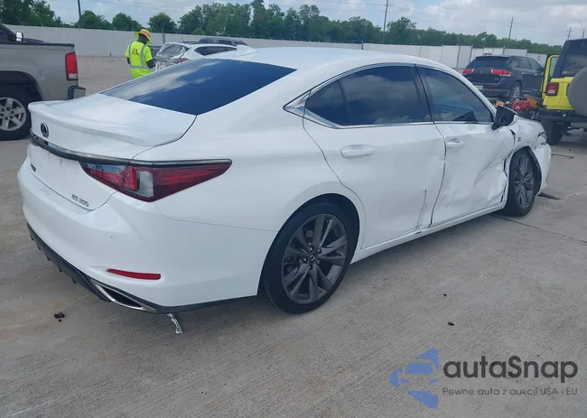 58AGZ1B11MU097793: 42990200