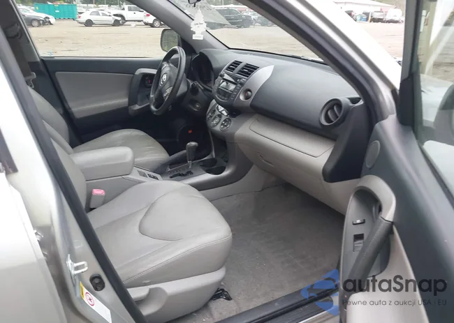 JTMBD31V275062375: 42991558