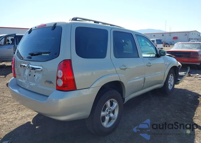 4F2YZ04106KM15537: 42991573