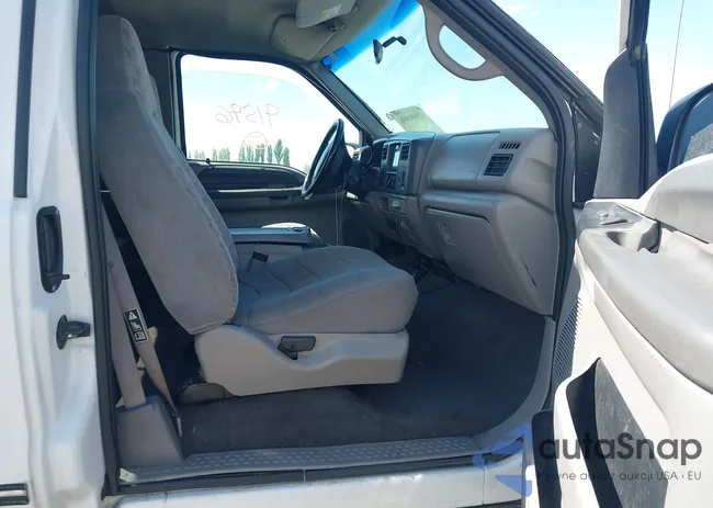 3FTNX21L9YMA52984: 42991596