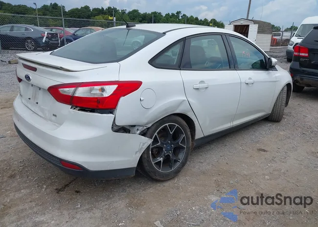 1FADP3F24DL166619: 42991599