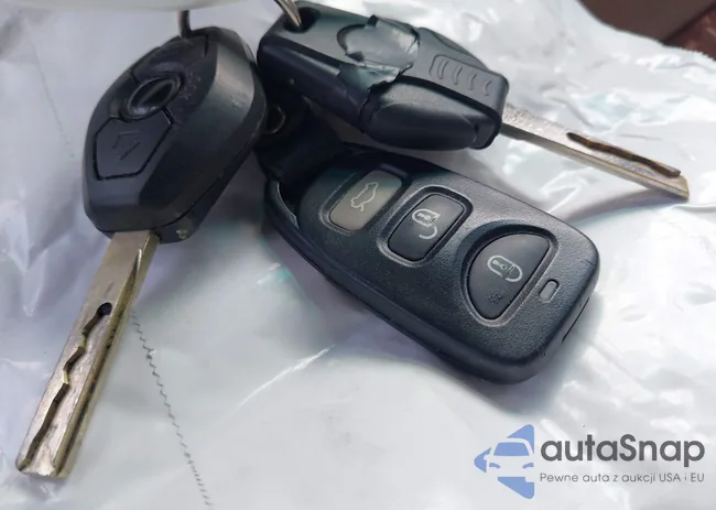 5UXFB535X6LV29048: 42991053