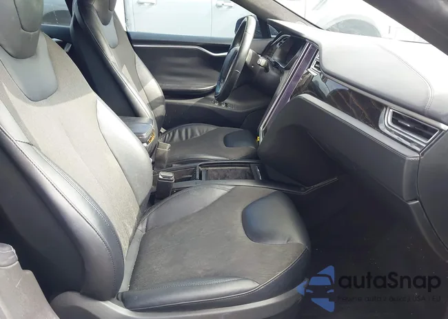 5YJSA1E14GF176672: 42991313