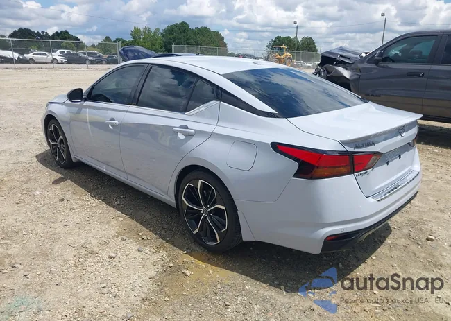 1N4BL4CV9PN402391: 42992373