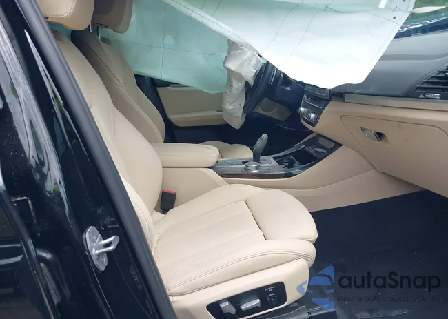 5UXTR9C56JLD68943: 42992420