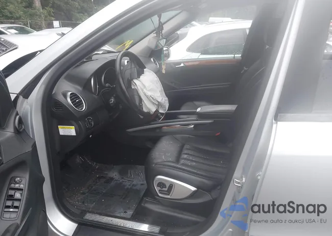 4JGBB86E17A208957: 42992439