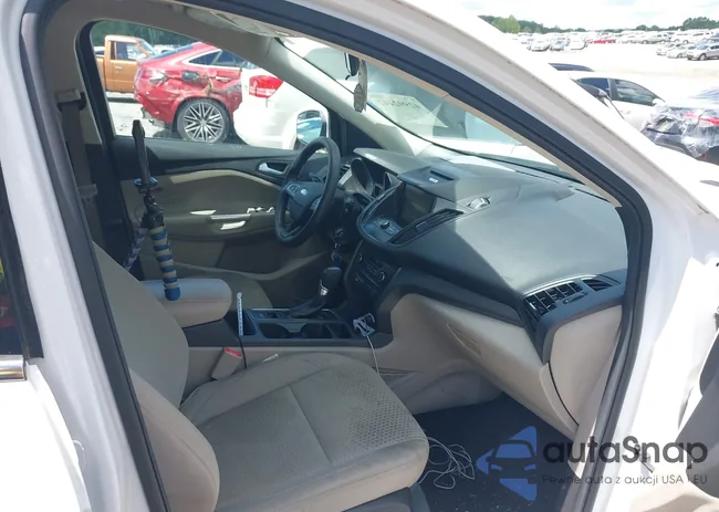 1FMCU9GD5HUE61953: 42992442