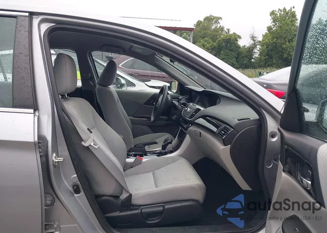 1HGCR2F3XGA067839: 42992450