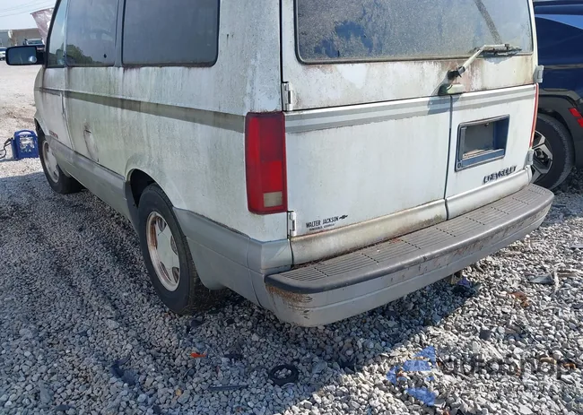 1GNEL19W1VB194177: 42992459