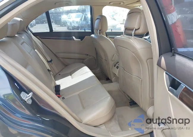 WDDGF4HB8DR262768: 42992549