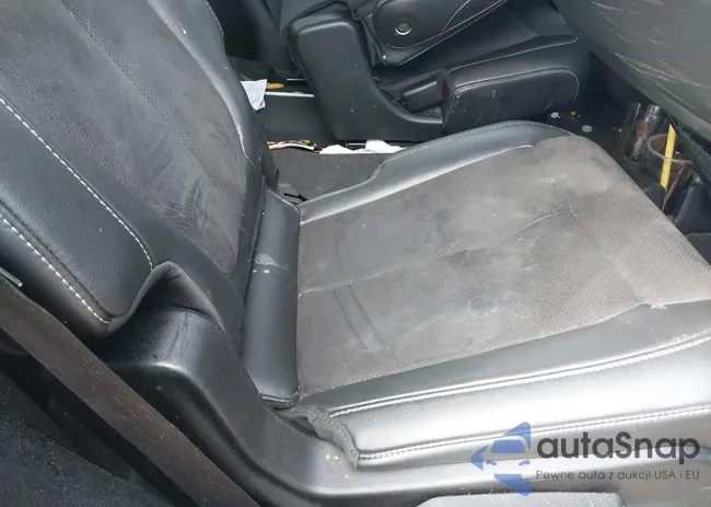 1C4RJKAG9P8851494: 42992628