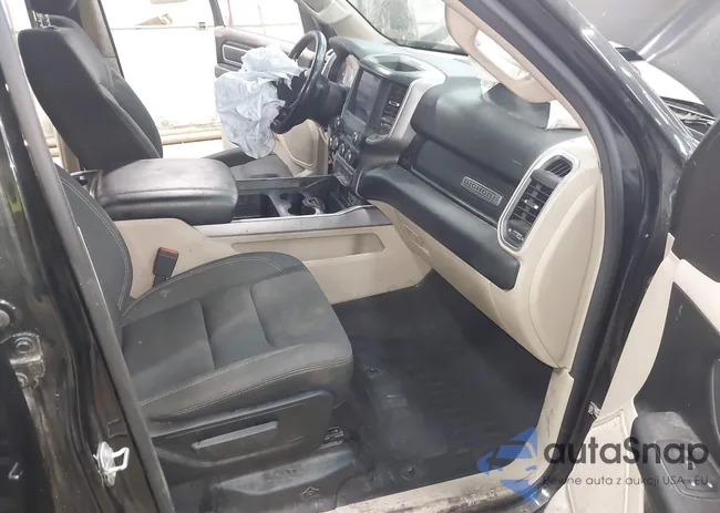 1C6SRFBT6LN142263: 42992728