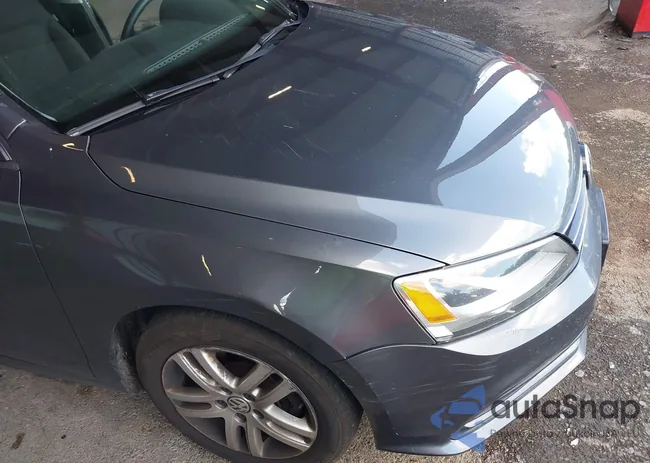 3VW1K7AJ3FM228818: 42992827