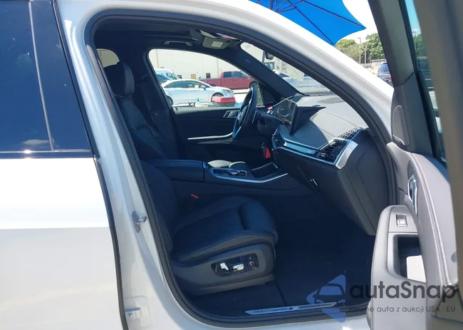 5UX23EU0XS9008241: 42992852