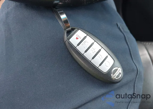 5N1AR2MM1EC647902: 42991948