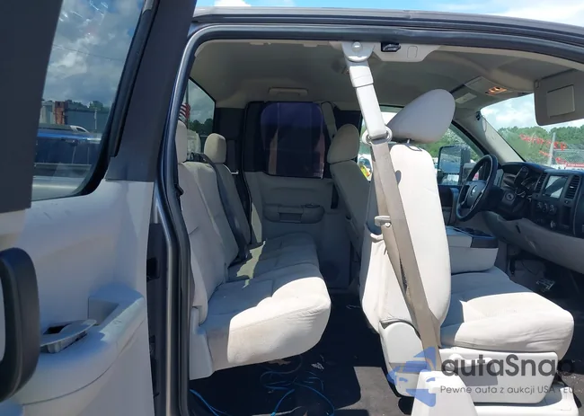 1GCEC19C58Z318090: 42991982