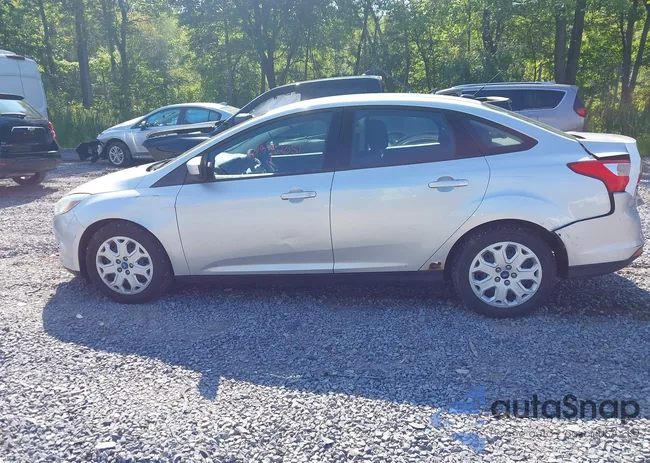 1FAHP3F2XCL229707: 42992051