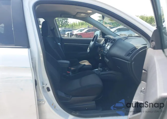 JA4AR3AU2HZ009670: 42992078