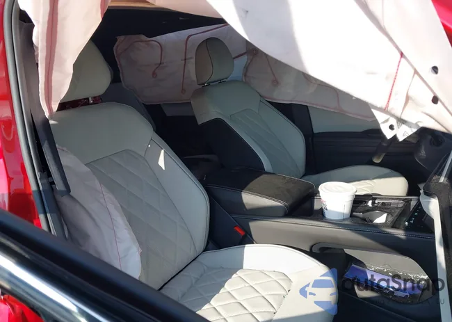 1V2FE2CA3SC222429: 42992088