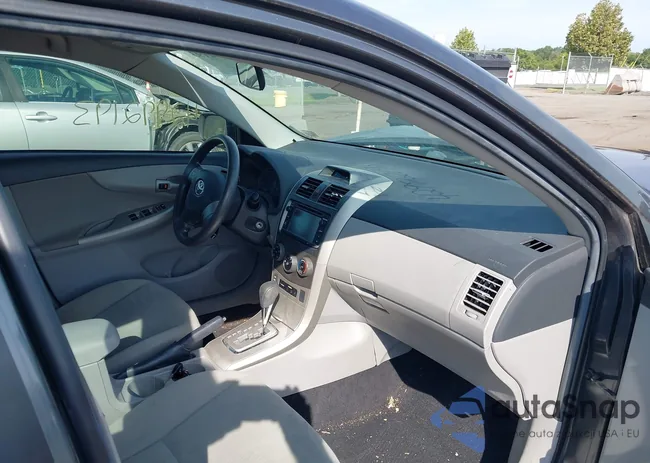 2T1BU4EE3DC953161: 42992193