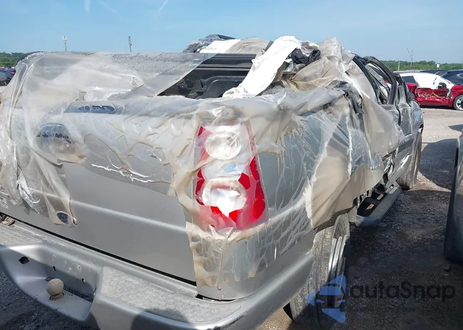 1FMZU67K14UB52983: 42992286