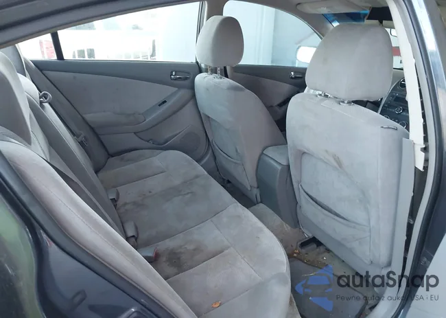 1N4AL21E78C173337: 42993368