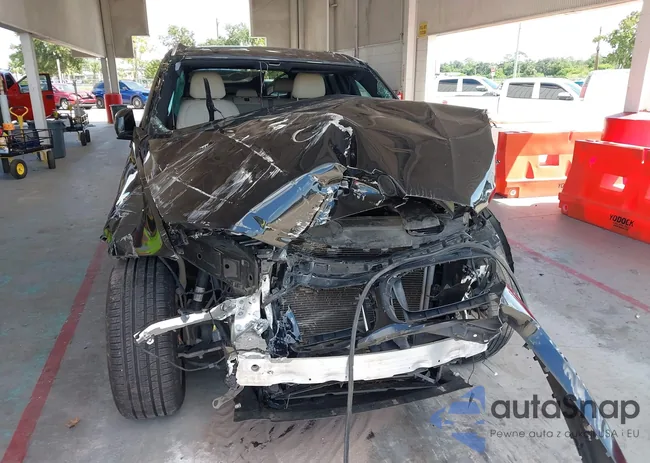 5UXKR2C5XJ0X08757: 42993543