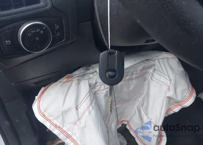 1FADP3F24FL375992: 42993577