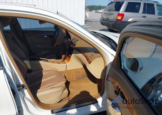 WDBUF56X59B414425: 42993578