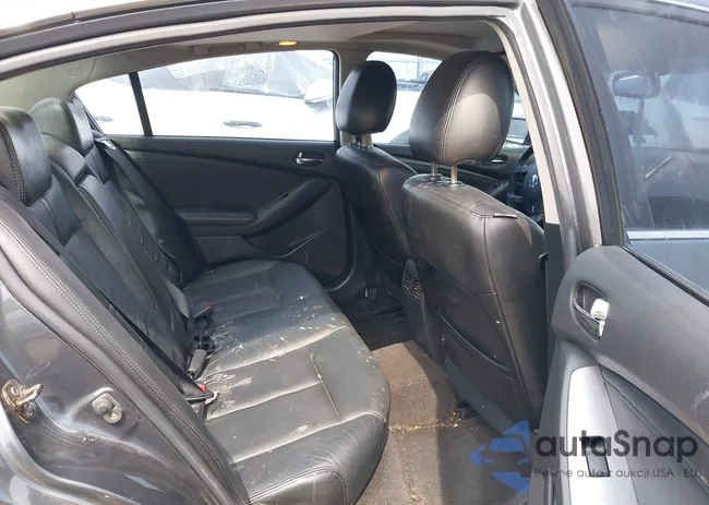 1N4AL2AP8AN527054: 42993621