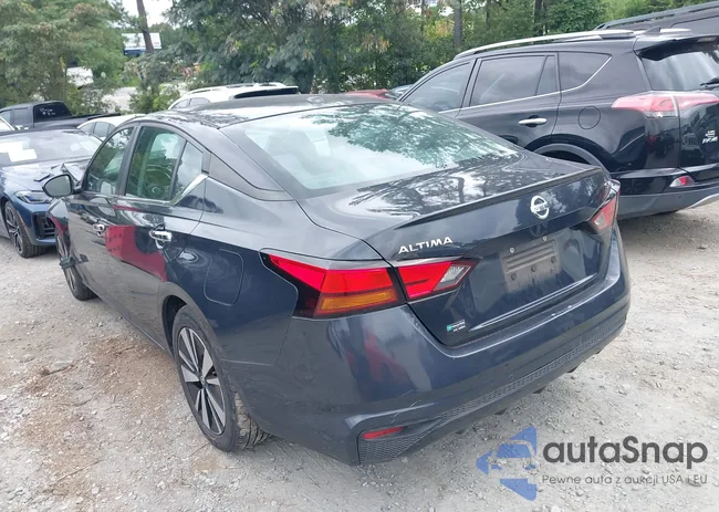 1N4BL4DV8MN308352: 42993644