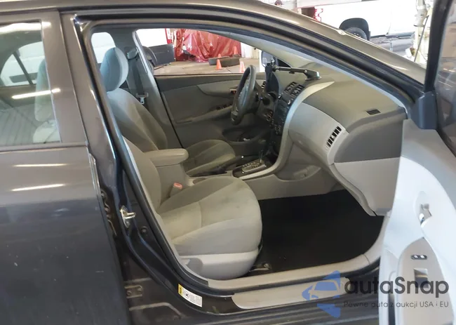 1NXBU4EE5AZ215436: 42993653