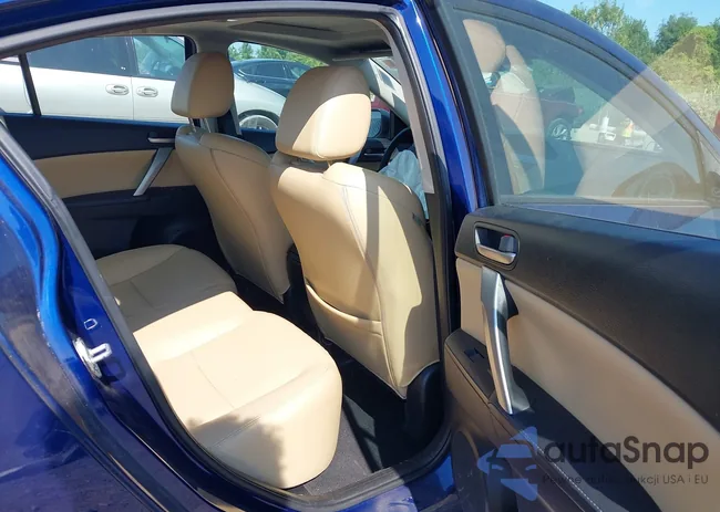 JM1BL1W80C1638993: 42993655