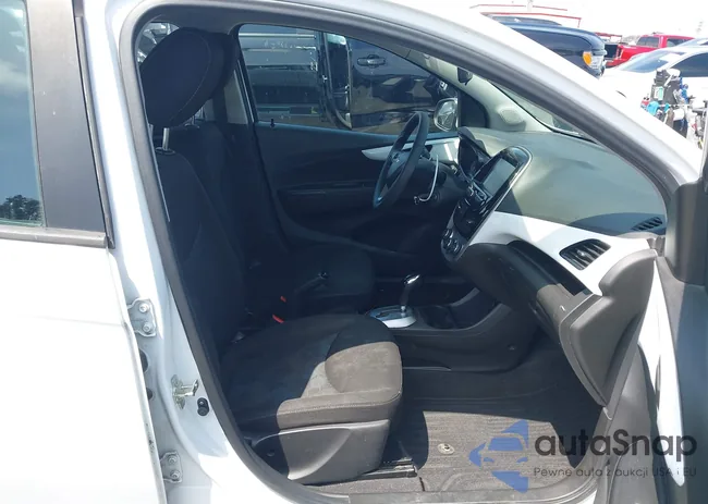 KL8CD6SA2HC822733: 42993692