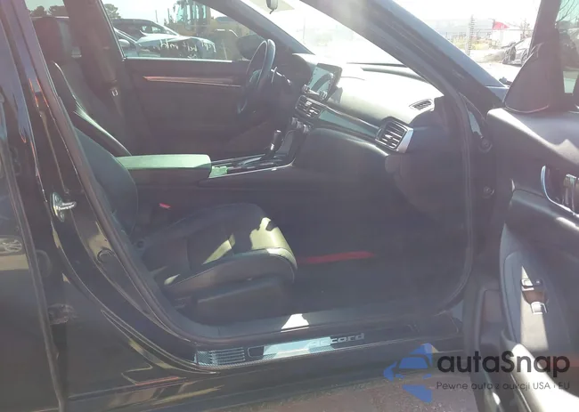 1HGCV1F30KA160657: 42993712