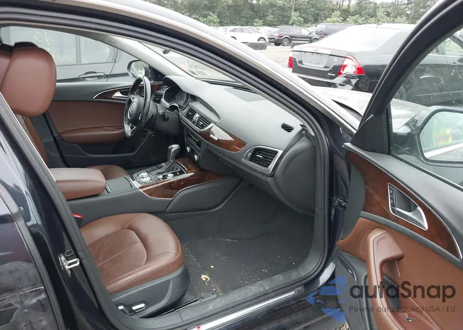 WAUG8AFC9HN124312: 42993742