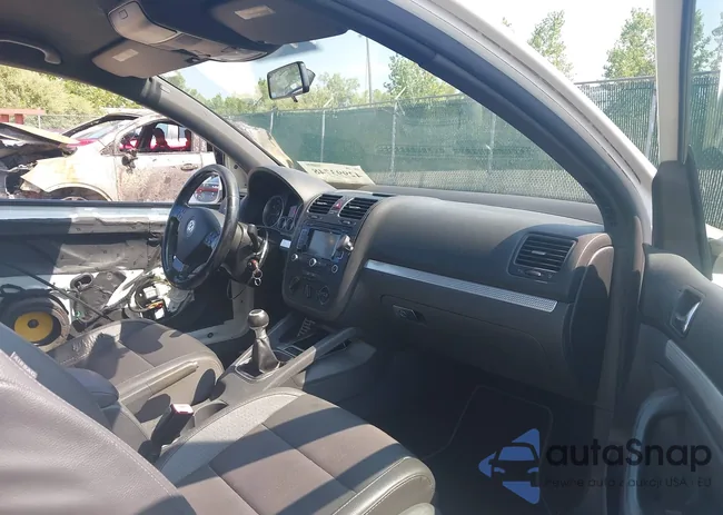 WVWBA71K79W014597: 42993748