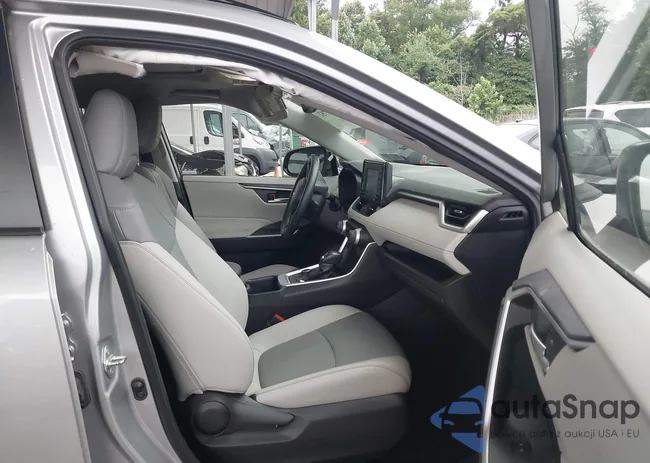 JTMB6RFV0ND522710: 42993752