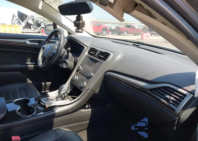 3FA6P0H96ER294266: 42993756