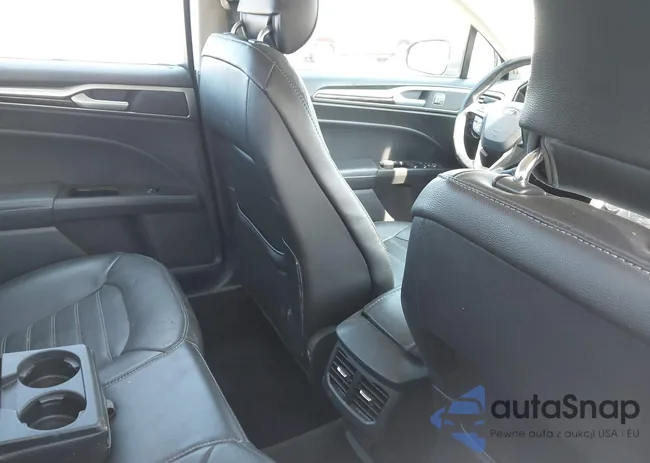 3FA6P0H96ER294266: 42993756