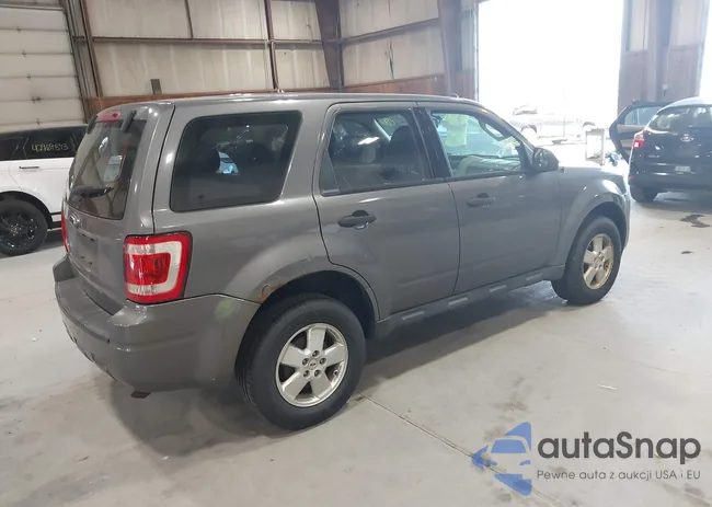 1FMCU9C79CKB34329: 42993808