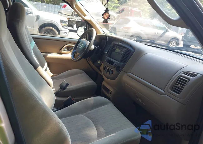 4F2YU07191KM40438: 42993841