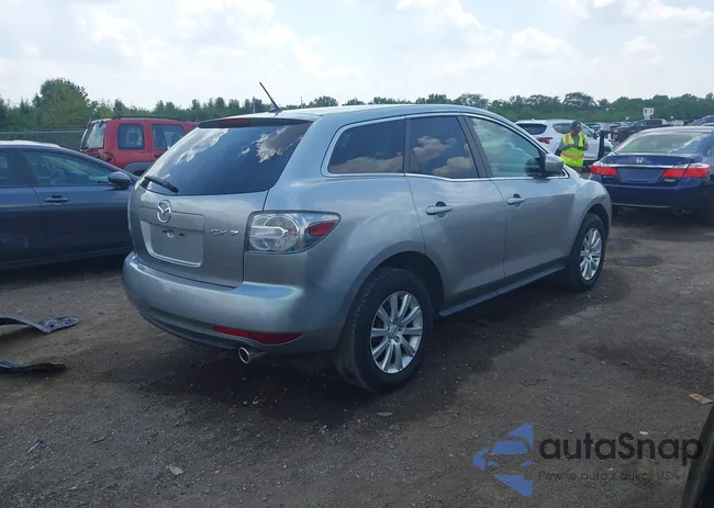 JM3ER2B51B0368732: 42993876