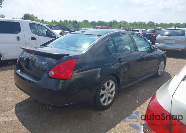 1N4BA41E48C801585: 42993917