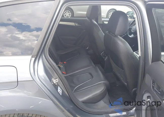 WA1UFAFL6GA001806: 42993932