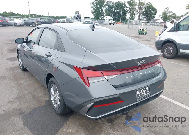 KMHLL4DG7RU844945: 42993033