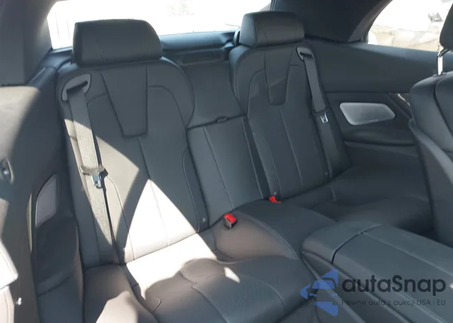 WBS6G9C5XGD932025: 42993094