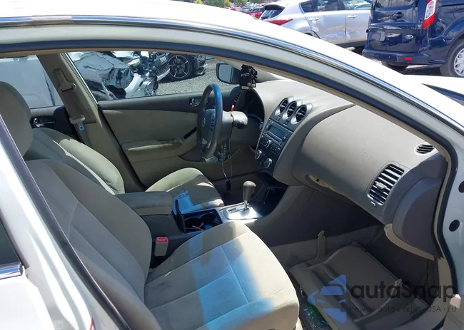 1N4AL21E38N452370: 42993262