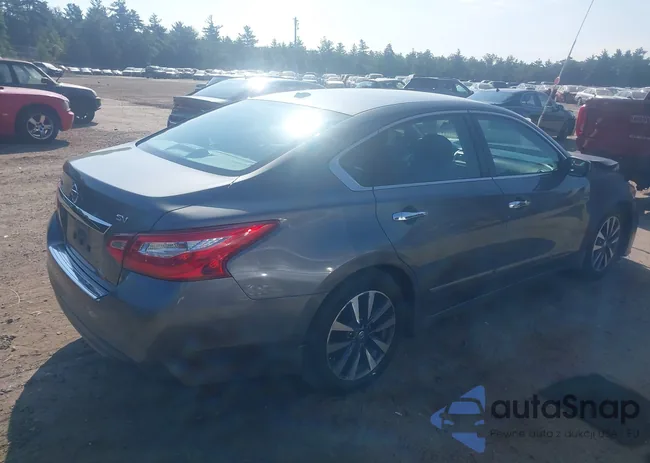 1N4AL3AP7GC163218: 42994642