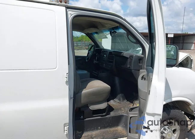 1GCWGFCAXE1148090: 42994885